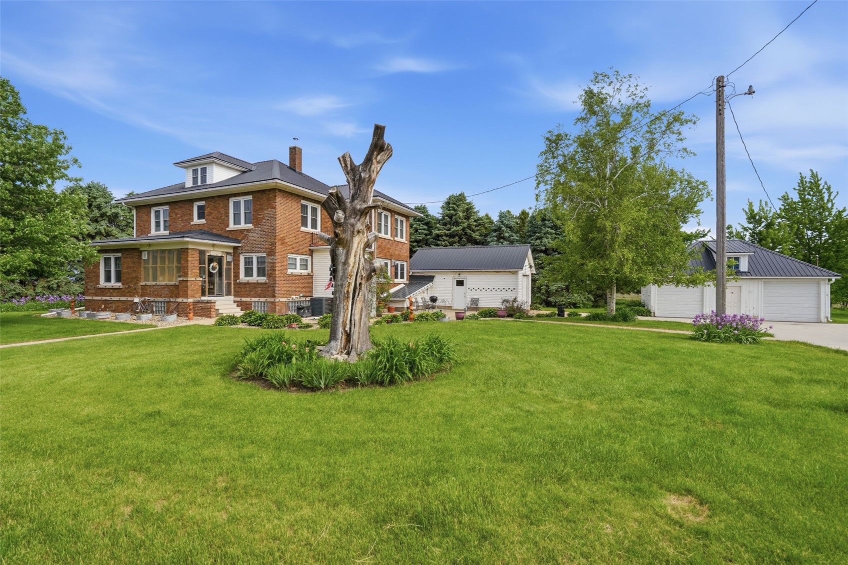 15736 120th Avenue Monticello IA 52310