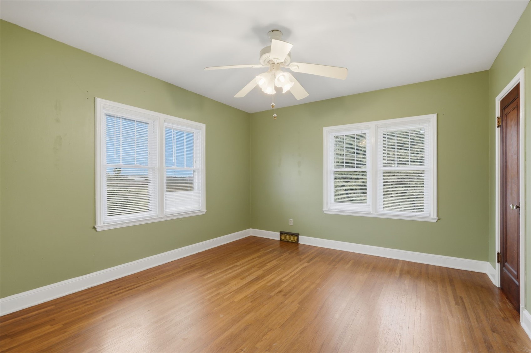 15736 120th Avenue Monticello IA 52310