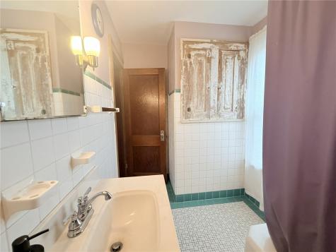 817 19th Avenue SW Cedar Rapids IA 52404