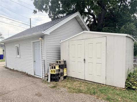 817 19th Avenue SW Cedar Rapids IA 52404