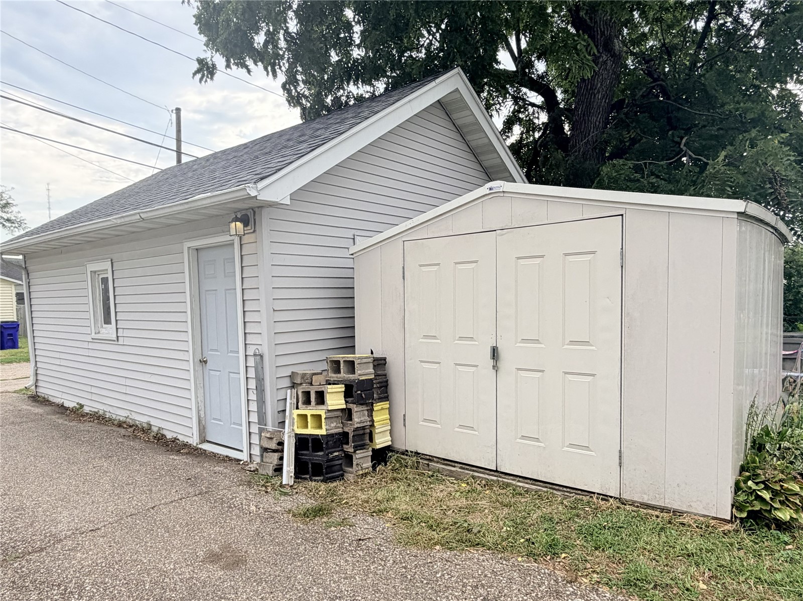 817 19th Avenue SW Cedar Rapids IA 52404