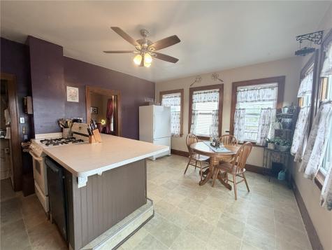 817 19th Avenue SW Cedar Rapids IA 52404