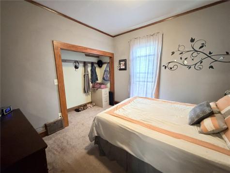 817 19th Avenue SW Cedar Rapids IA 52404