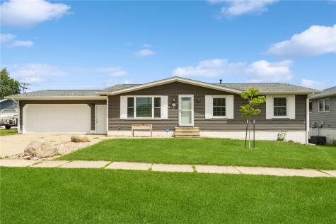 2160 Pleasantview Drive Marion IA 52302