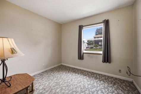 900 S 6th Street Marion IA 52302