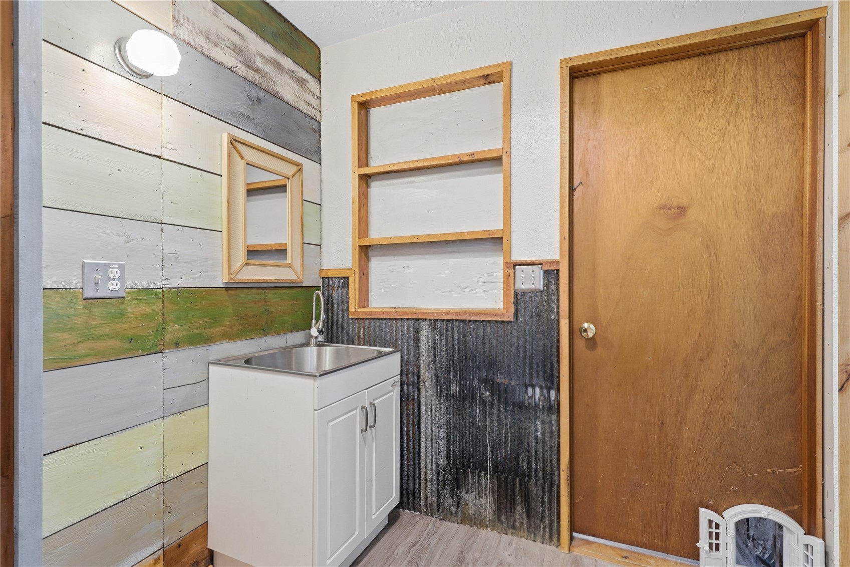 302 Park Avenue Rowley IA 52329