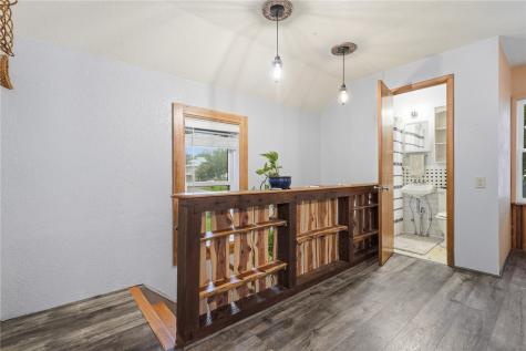 302 Park Avenue Rowley IA 52329
