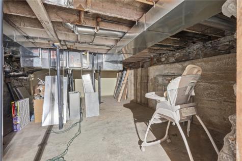302 Park Avenue Rowley IA 52329