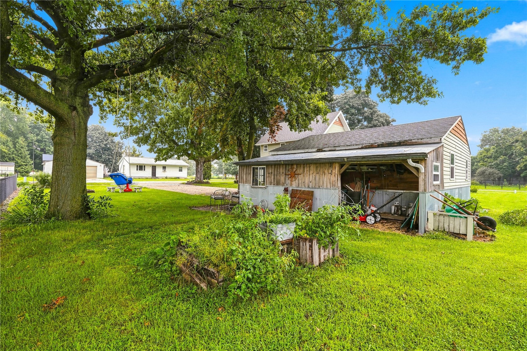 302 Park Avenue Rowley IA 52329