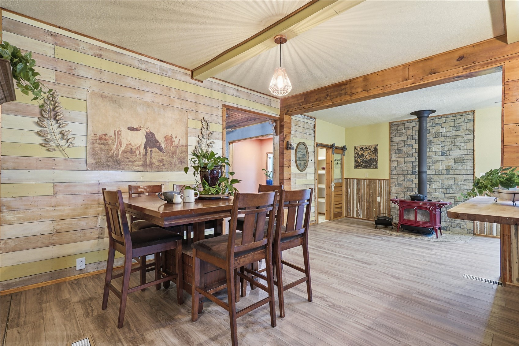 302 Park Avenue Rowley IA 52329