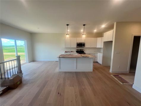 6818 Artesa Bell Drive Cedar Rapids IA 52404