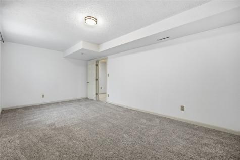 325 Hillview Drive Marion IA 52302