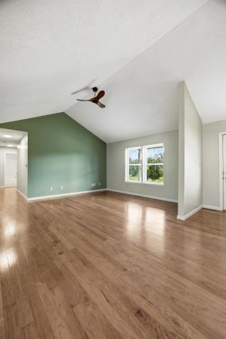 325 Hillview Drive Marion IA 52302