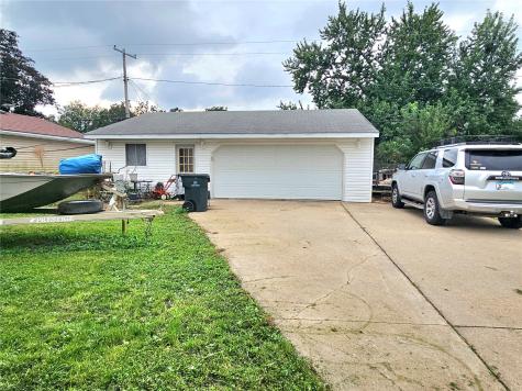 1416 9th Street NW Cedar Rapids IA 52405