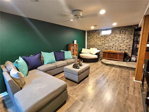 1416 9th Street NW Cedar Rapids IA 52405