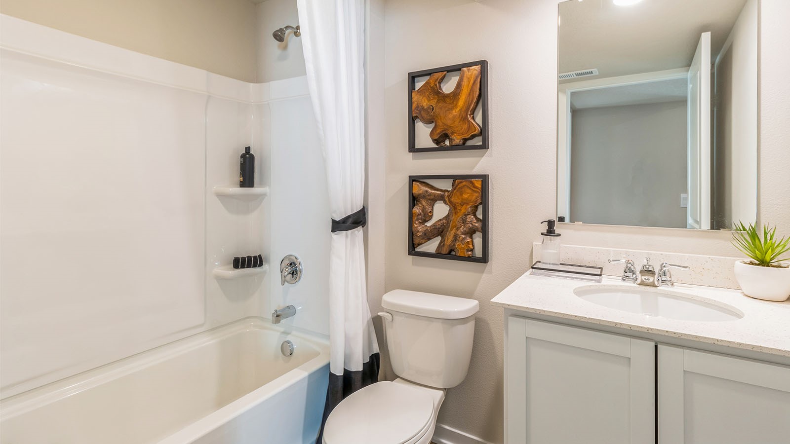 2821 Prairielight Drive Hiawatha IA 52233