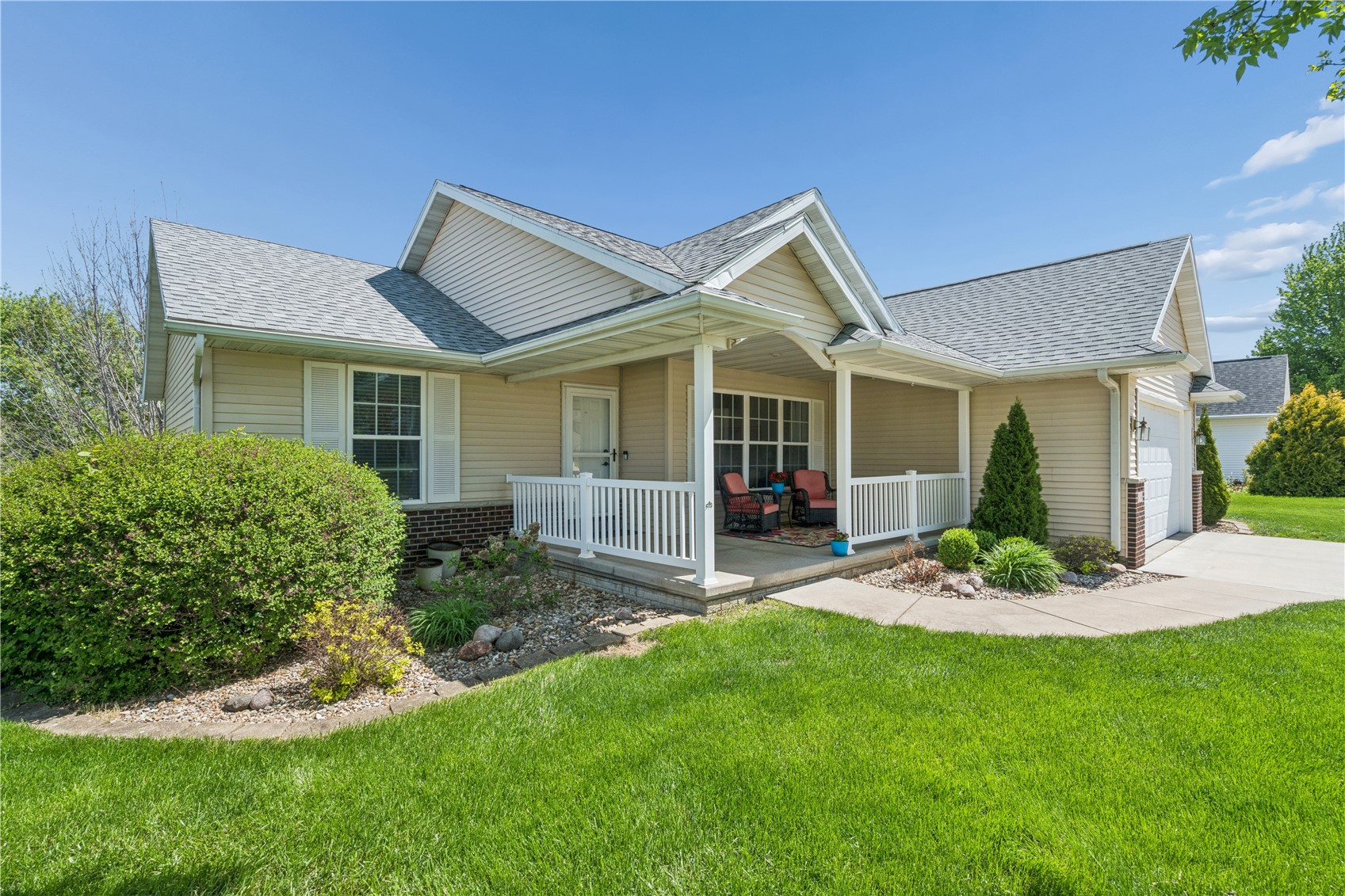 130 Orchard Street SW Swisher IA 52338