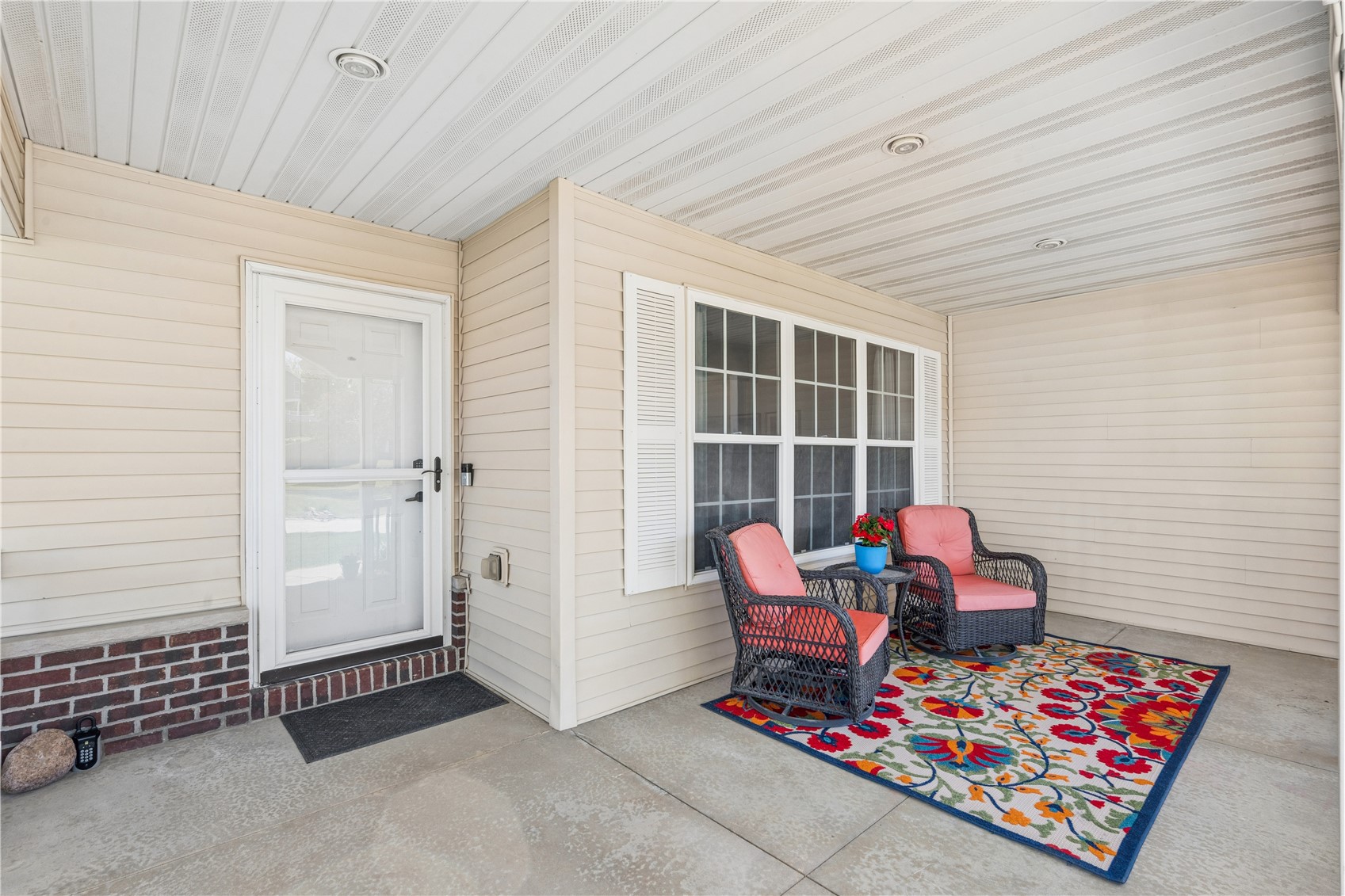 130 Orchard Street SW Swisher IA 52338