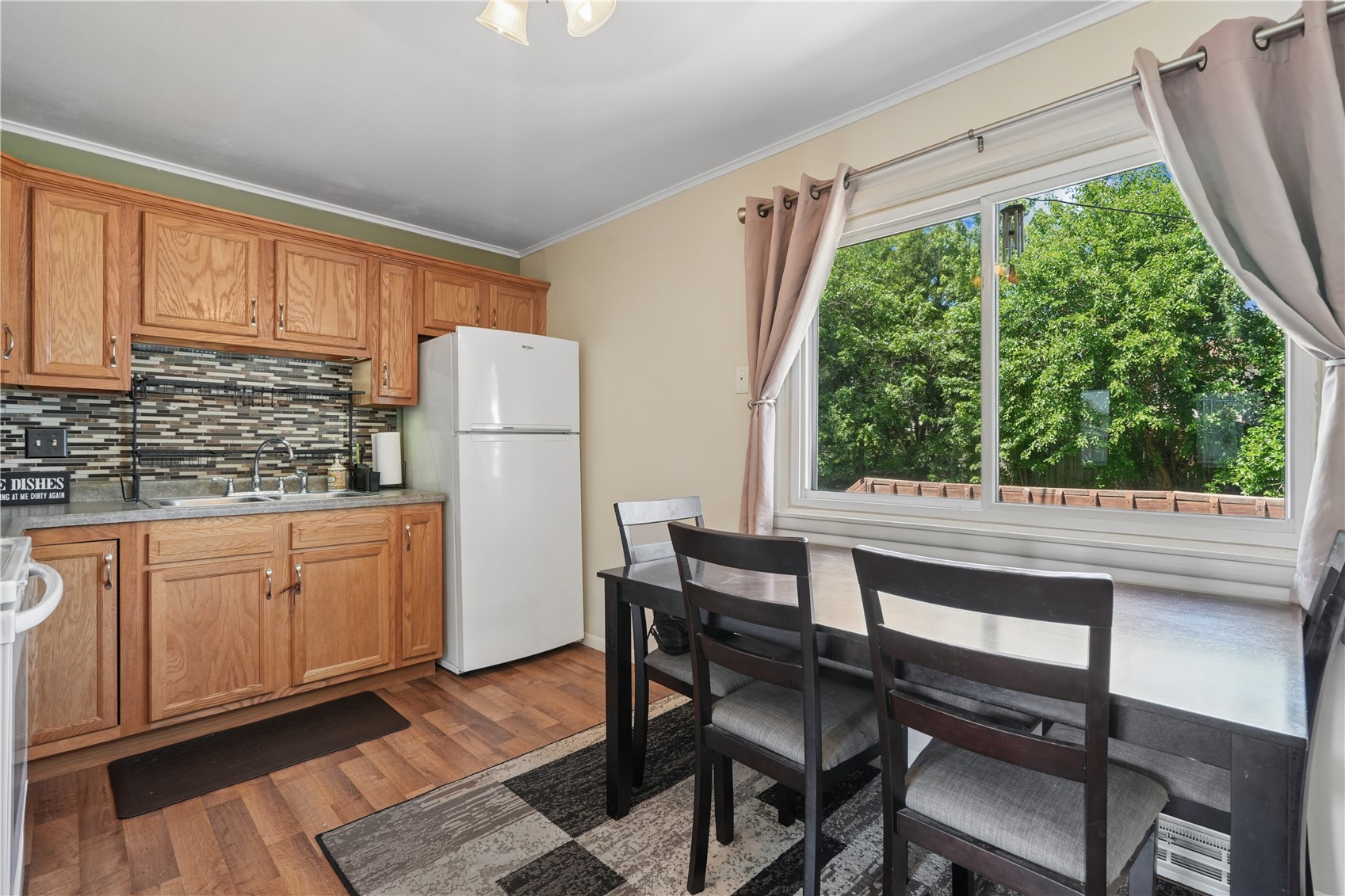 5240 Harbet Avenue NW Cedar Rapids IA 52405