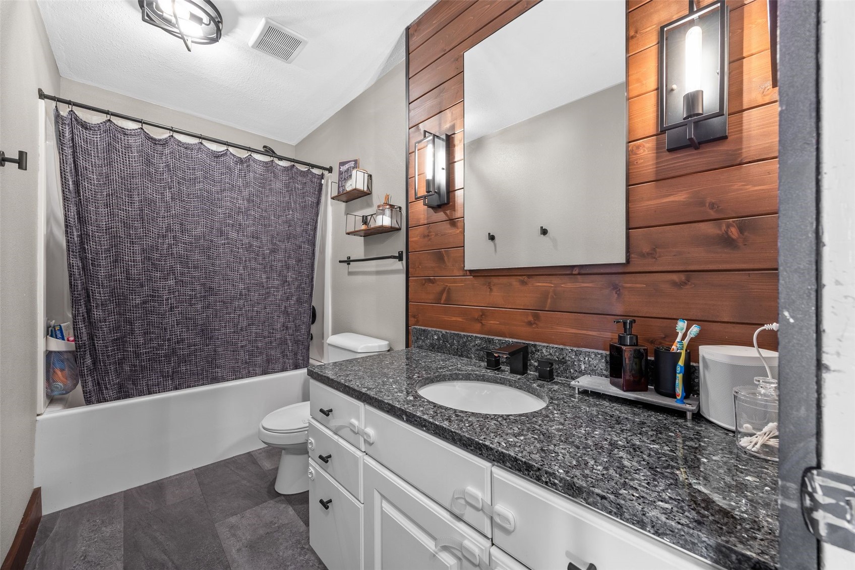 4505 Martin Court NW Cedar Rapids IA 52405
