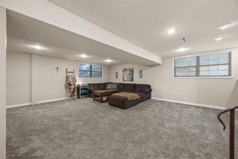 4505 Martin Court NW Cedar Rapids IA 52405