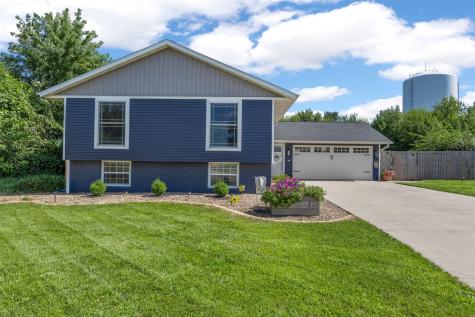 4505 Martin Court NW Cedar Rapids IA 52405