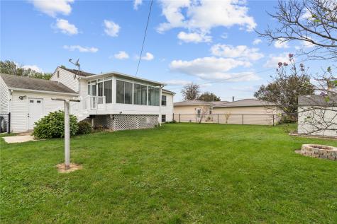 709 Jacolyn Drive NW Cedar Rapids IA 52405