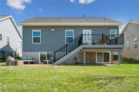 6109 Ridgewood Meadows Lane NE Cedar Rapids IA 52411