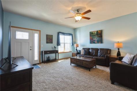 6109 Ridgewood Meadows Lane NE Cedar Rapids IA 52411