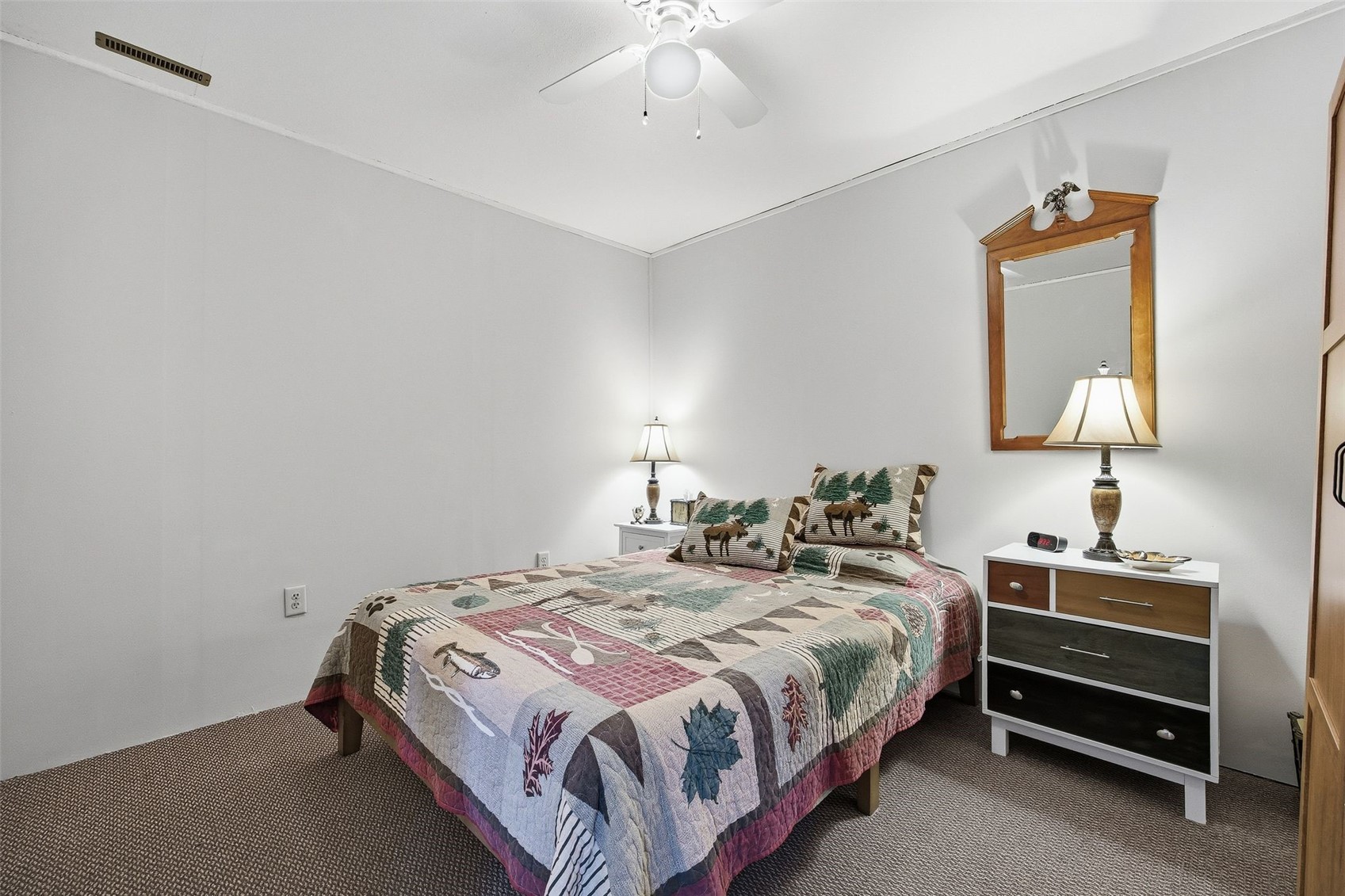 5051 22nd Avenue Lane Mt Auburn IA 52313
