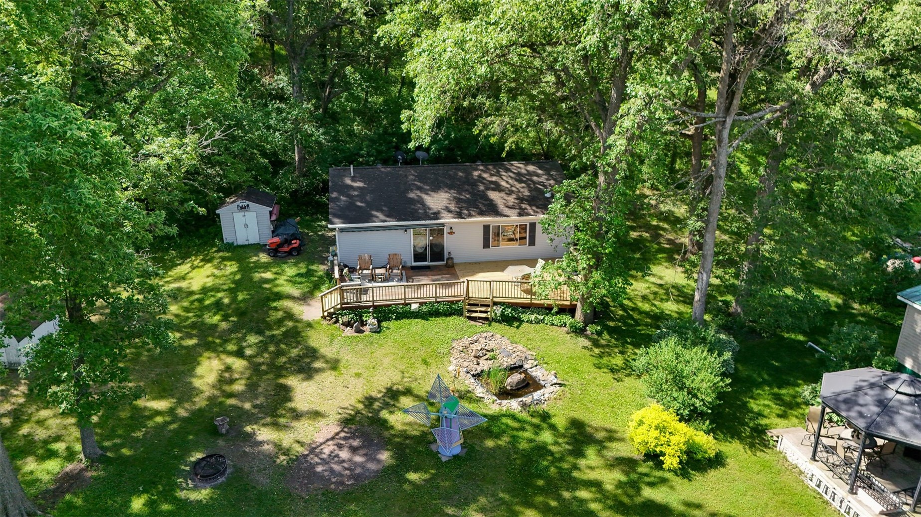 5051 22nd Avenue Lane Mt Auburn IA 52313