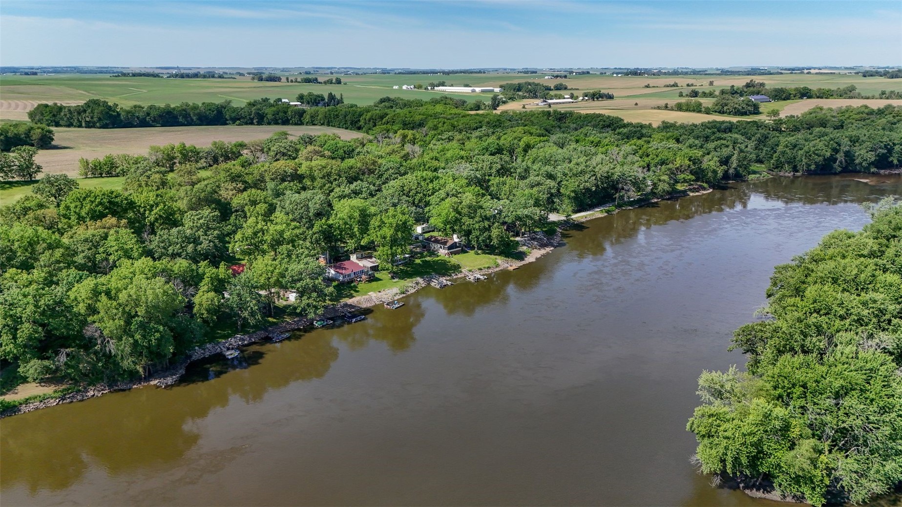 5051 22nd Avenue Lane Mt Auburn IA 52313