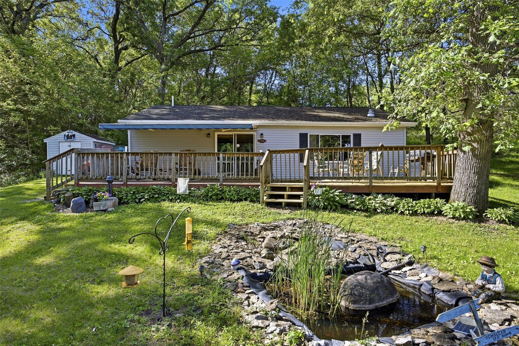 5051 22nd Avenue Lane Mt Auburn IA 52313