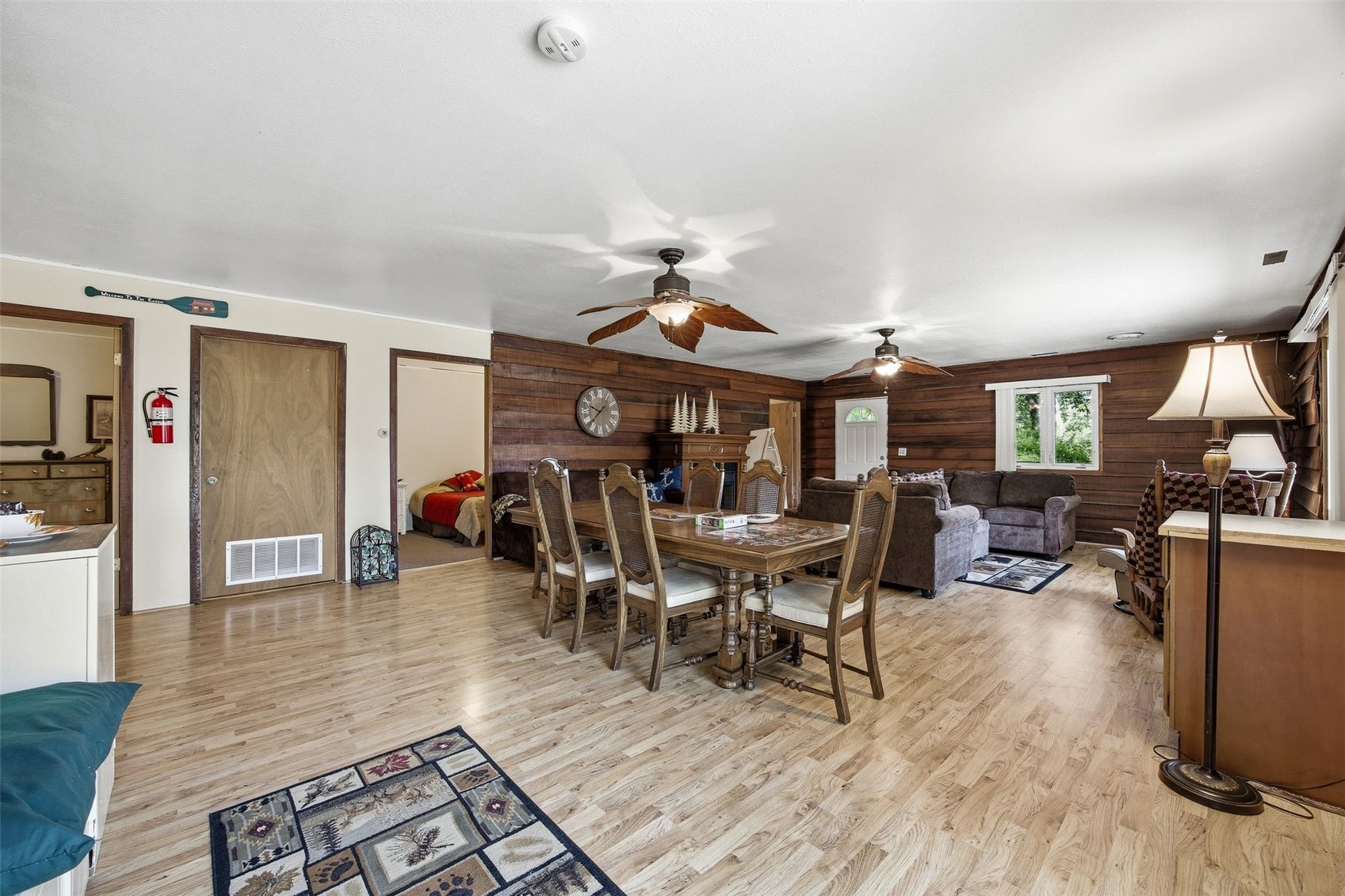5051 22nd Avenue Lane Mt Auburn IA 52313