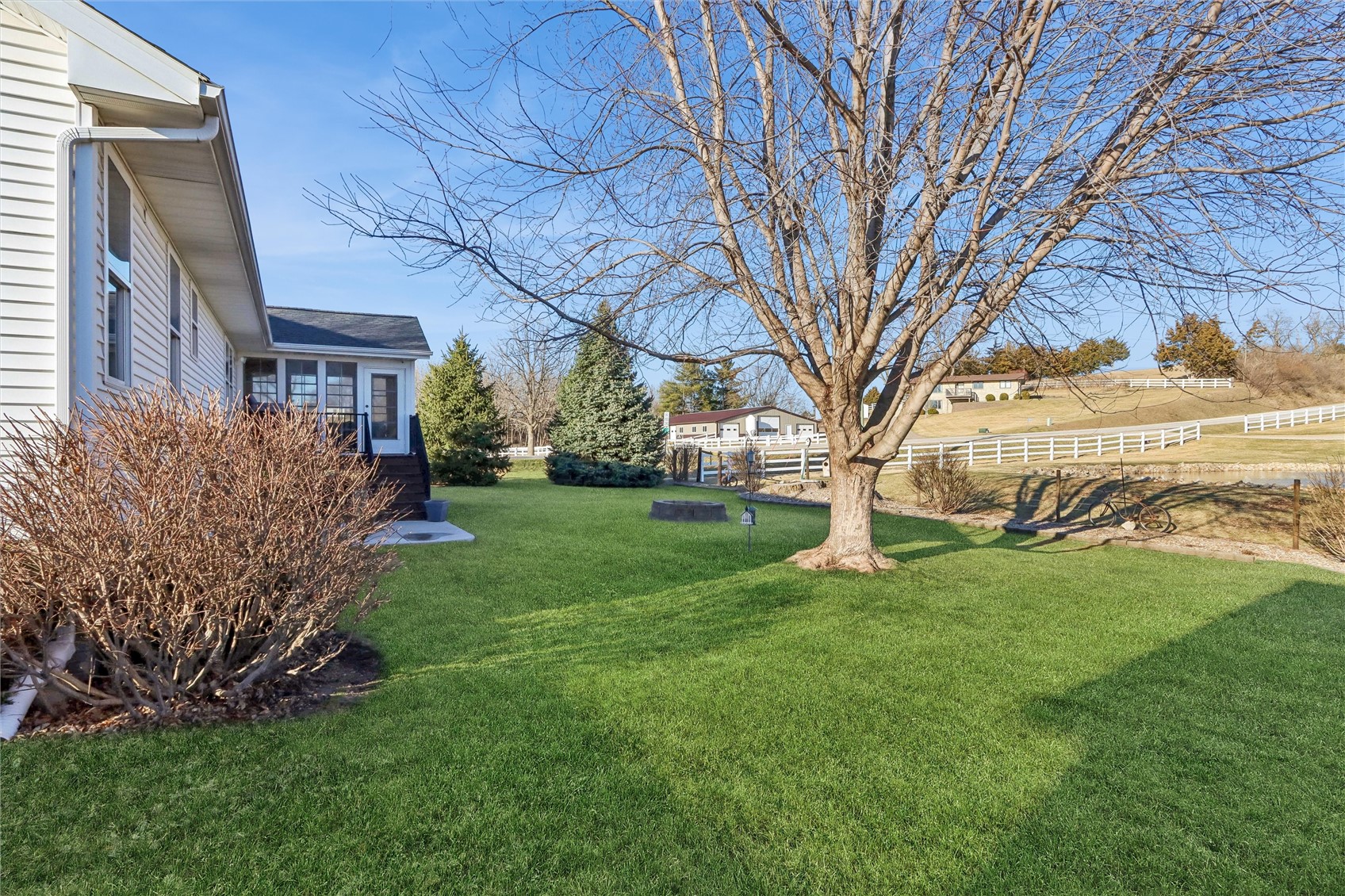 1260 Sunrise Drive Ely IA 52227