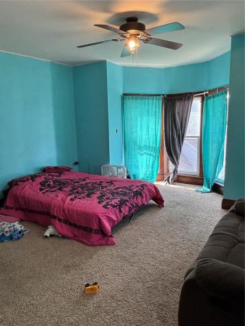 212 East 9th Street Vinton IA 52349
