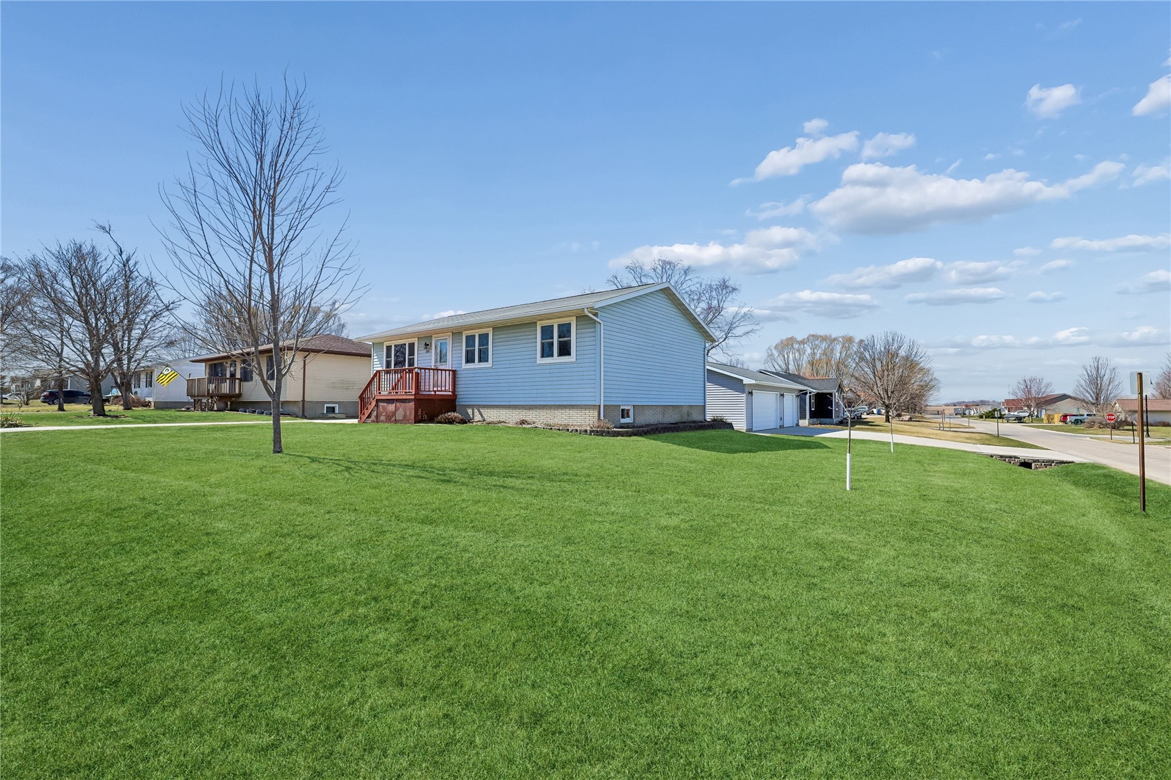 201 Oak Avenue Urbana IA 52345
