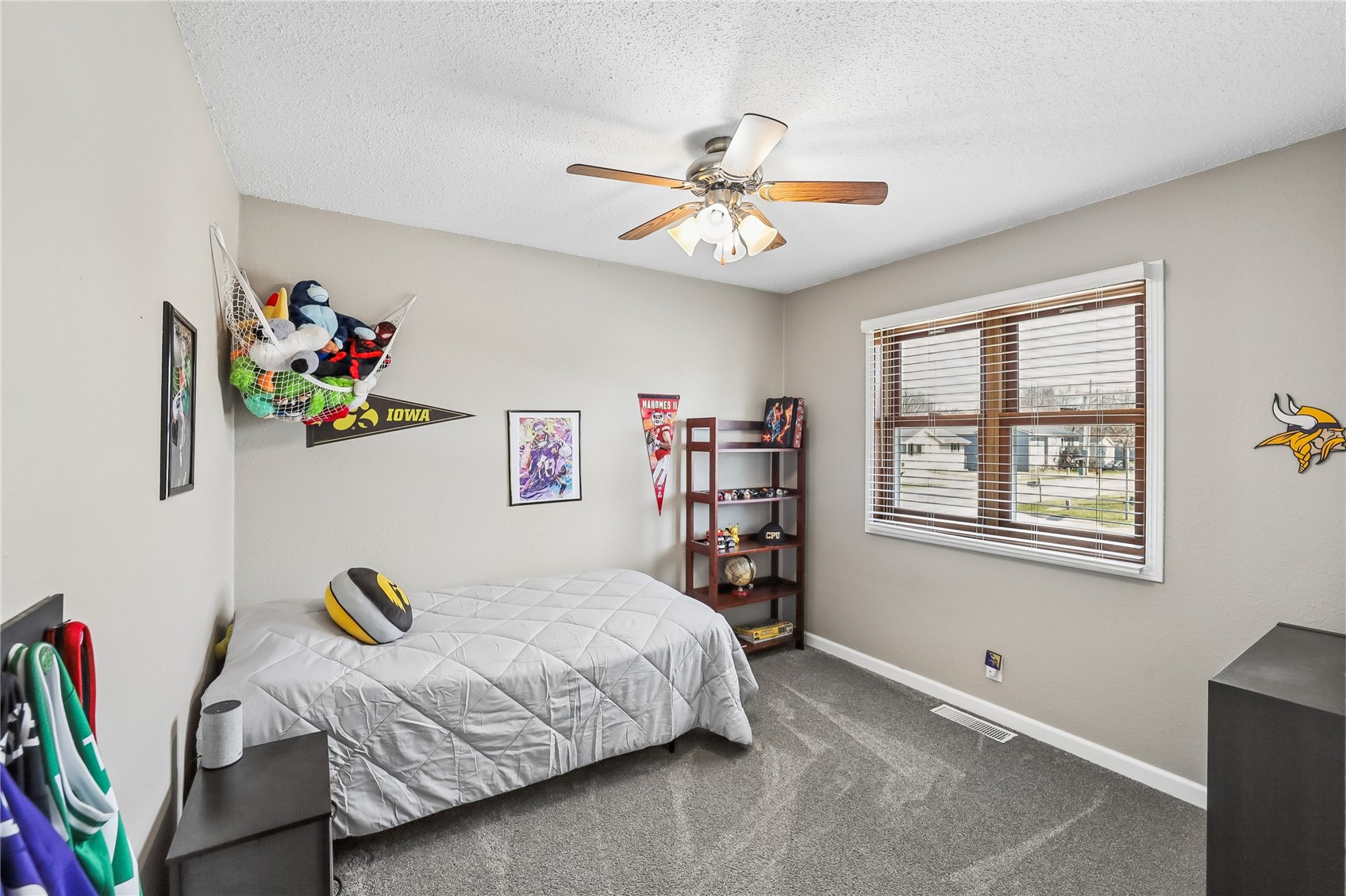 201 Oak Avenue Urbana IA 52345