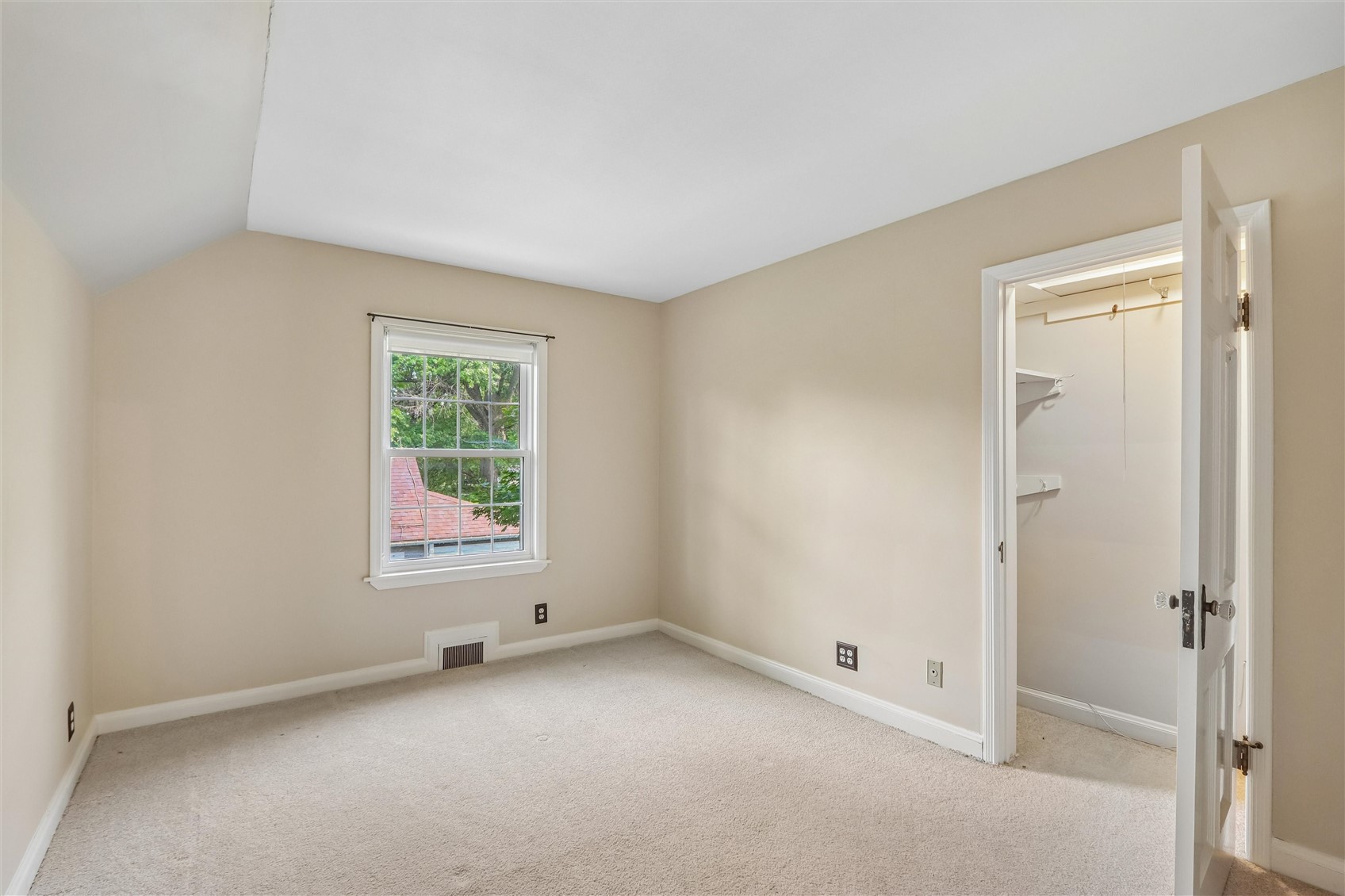 1107 8th Avenue Wellman IA 52356