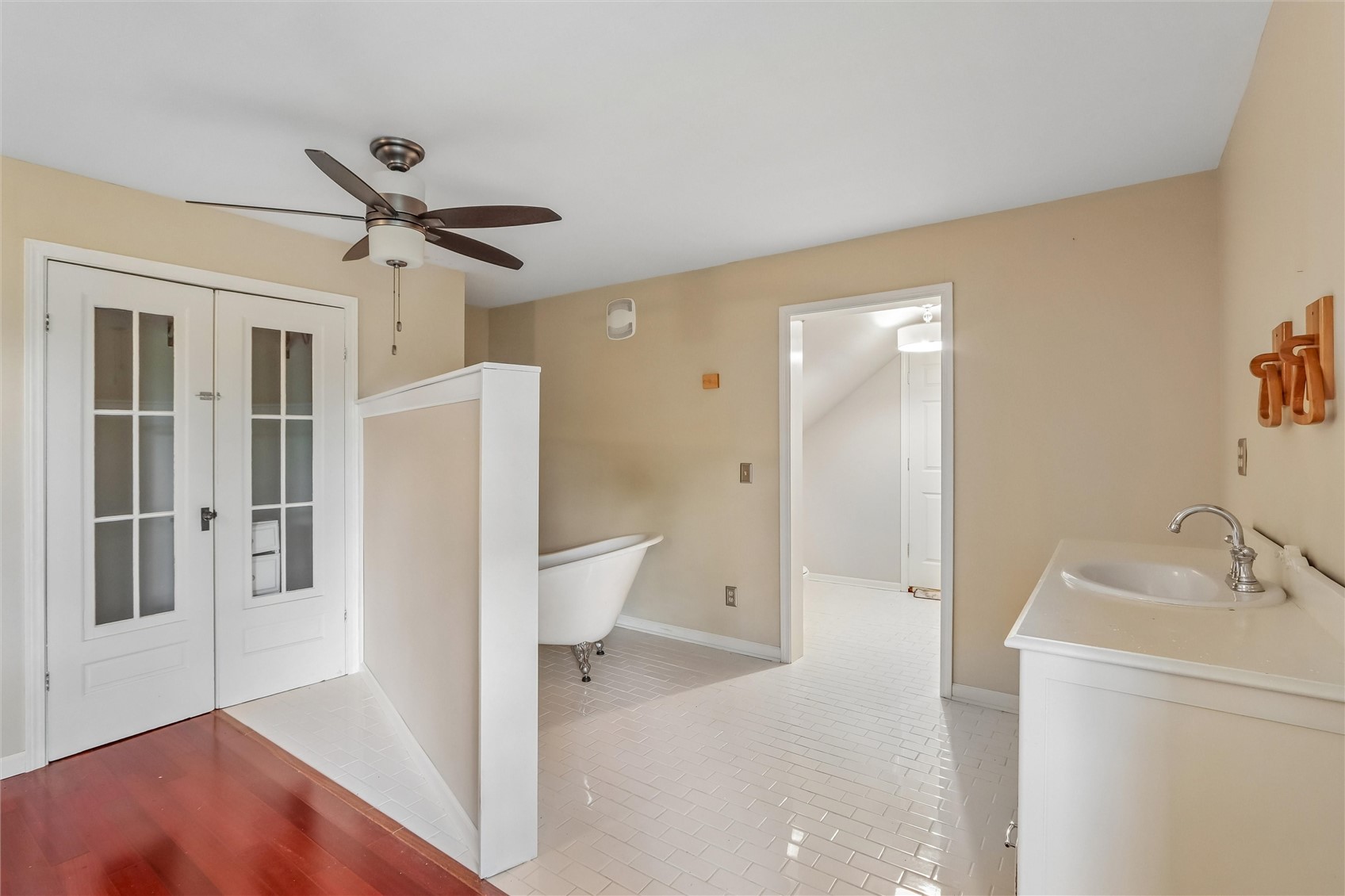 1107 8th Avenue Wellman IA 52356