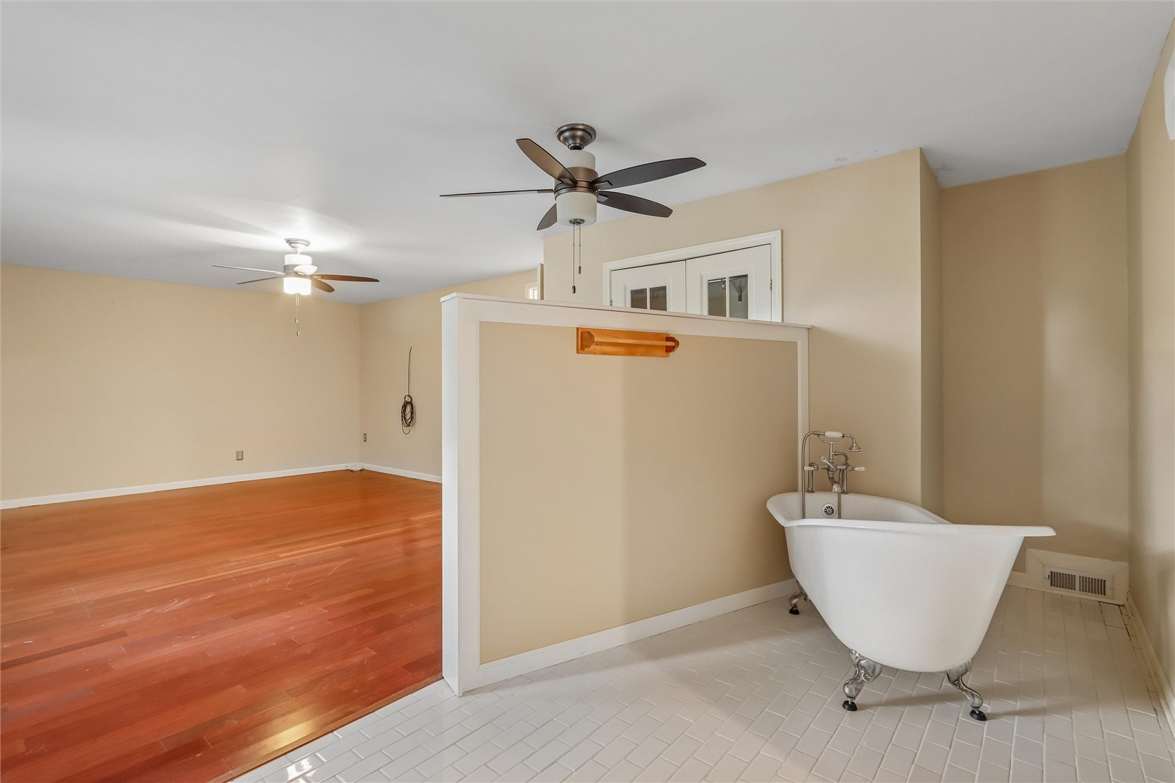 1107 8th Avenue Wellman IA 52356