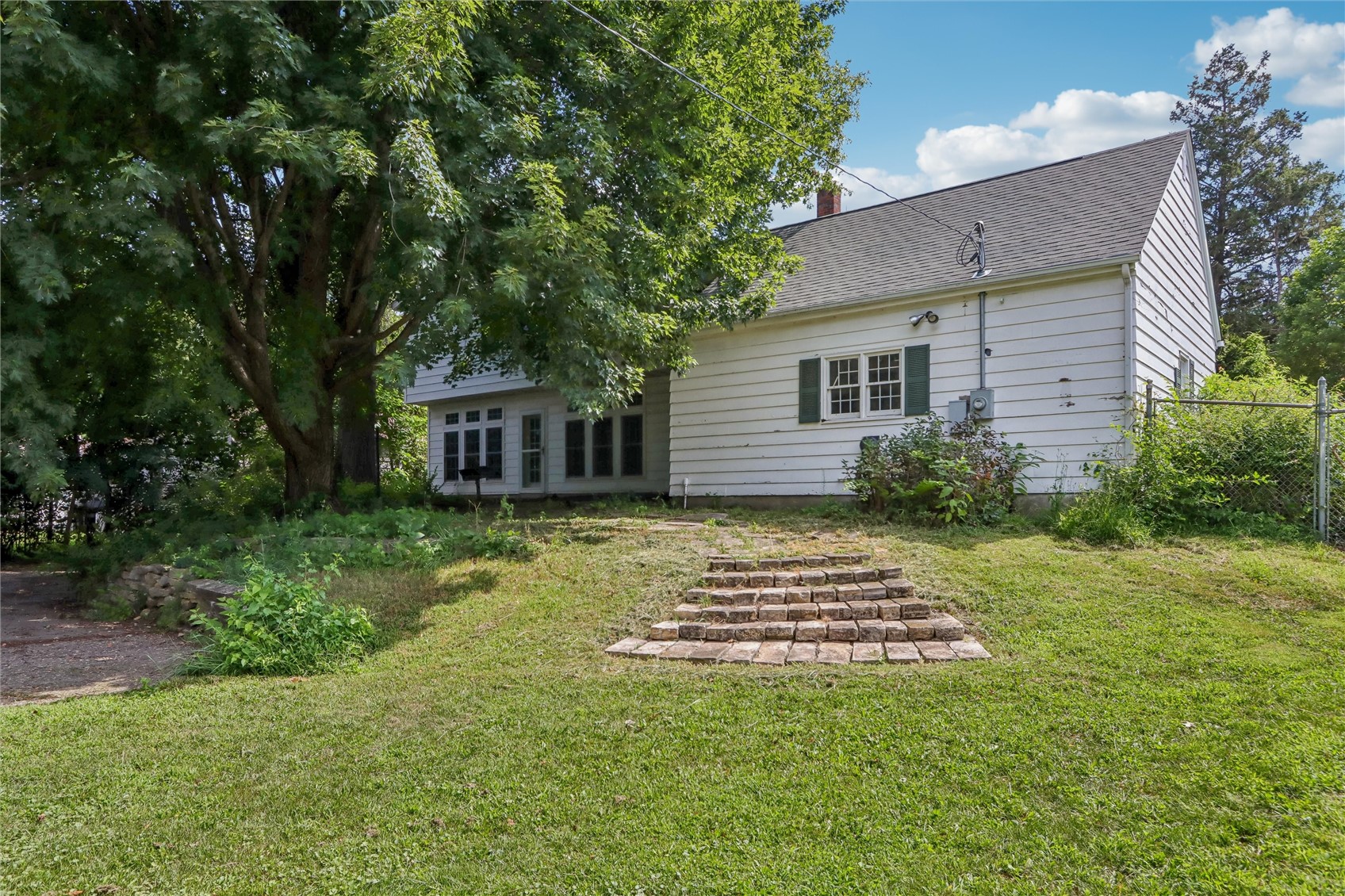 1107 8th Avenue Wellman IA 52356