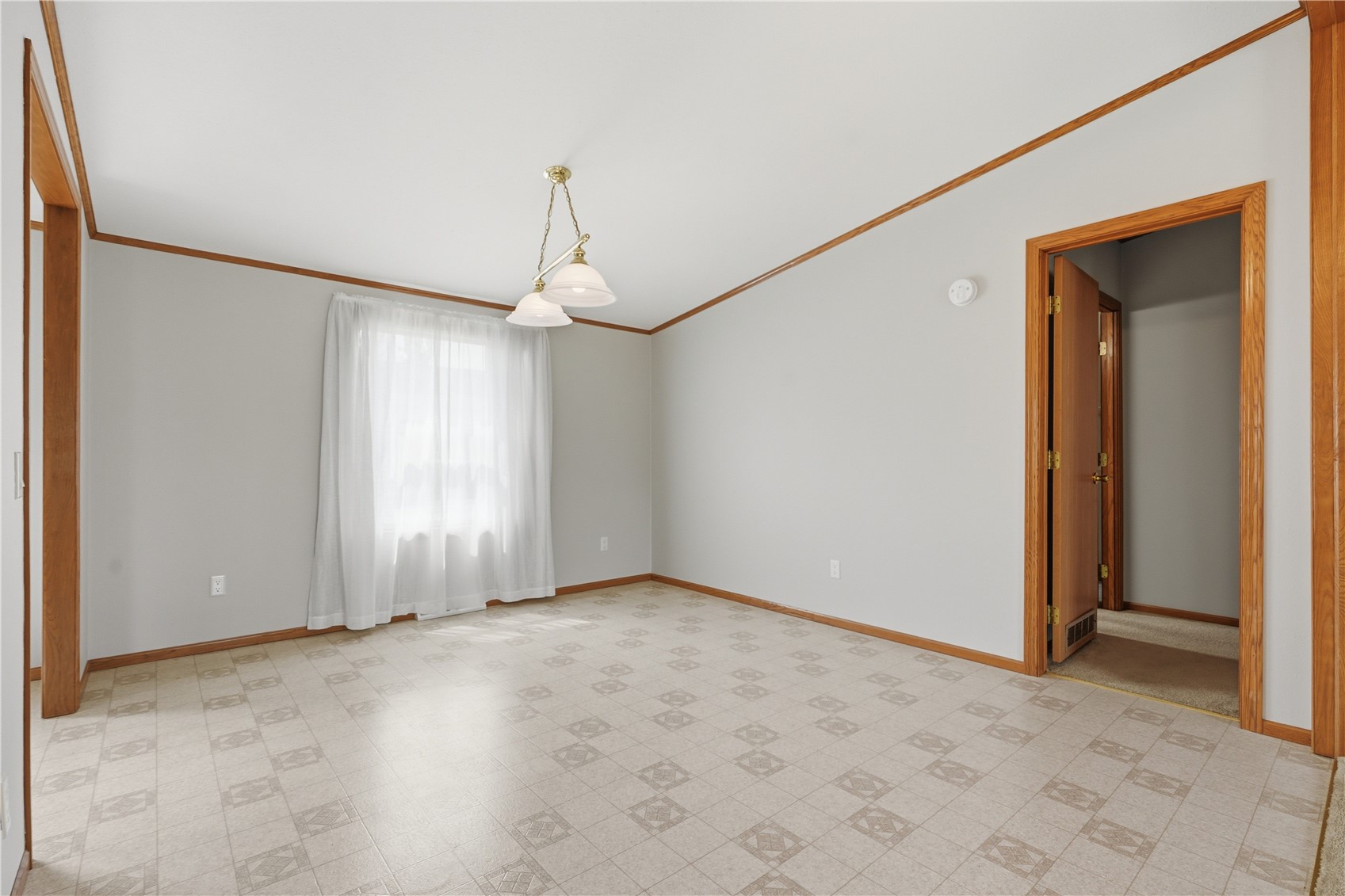 268 Paddock Circle Iowa City IA 52240