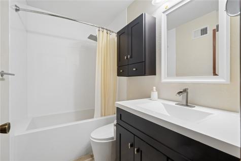 3106 Blue Ridge Court NE Cedar Rapids IA 52402