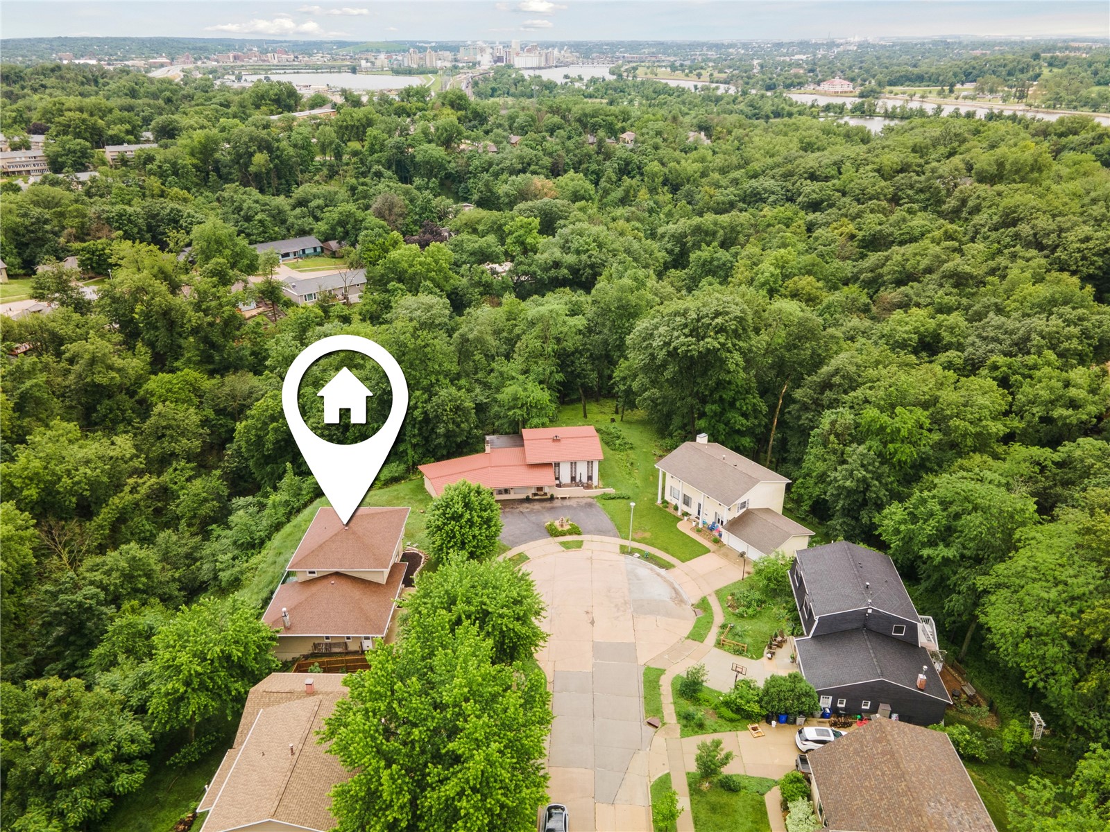 3106 Blue Ridge Court NE Cedar Rapids IA 52402