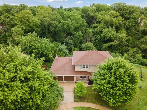 3106 Blue Ridge Court NE Cedar Rapids IA 52402
