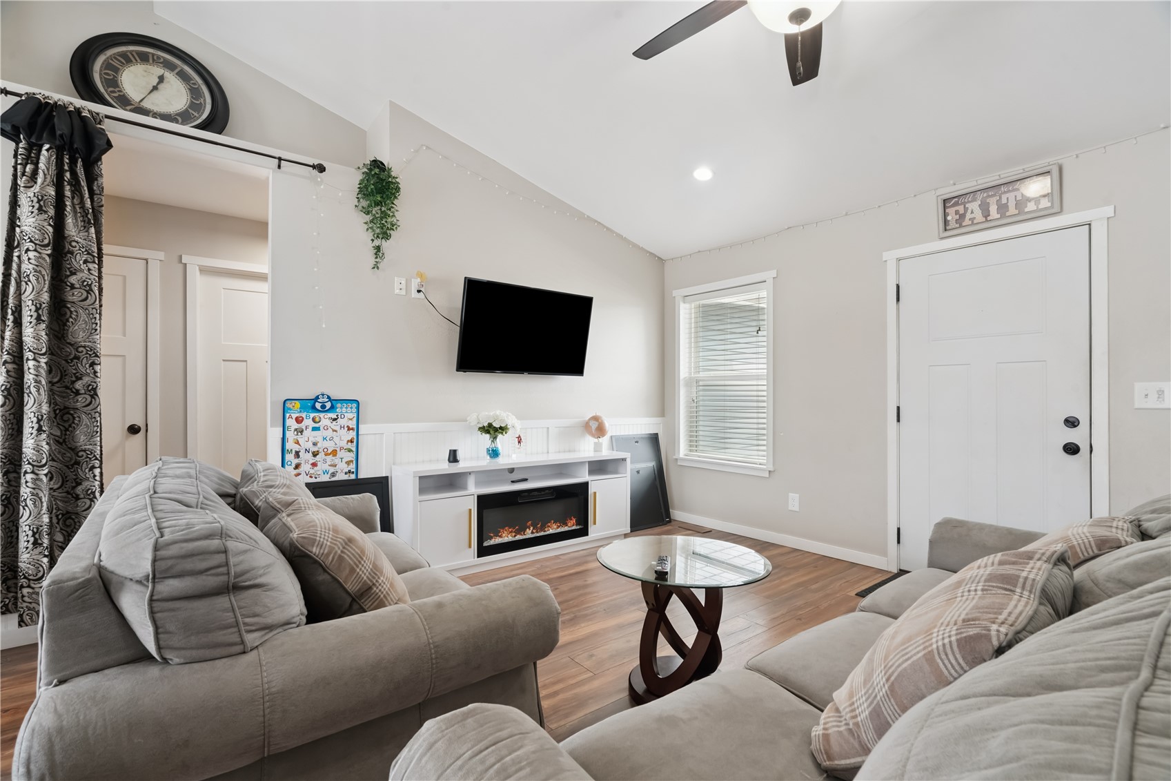 6520 Ohio Street SW Cedar Rapids IA 52404
