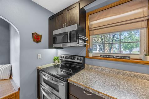 112 Bowling Street SW Cedar Rapids IA 52404