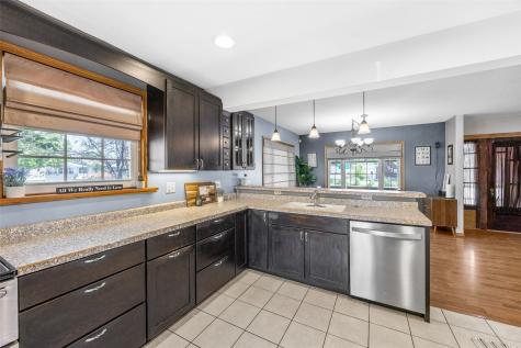 112 Bowling Street SW Cedar Rapids IA 52404