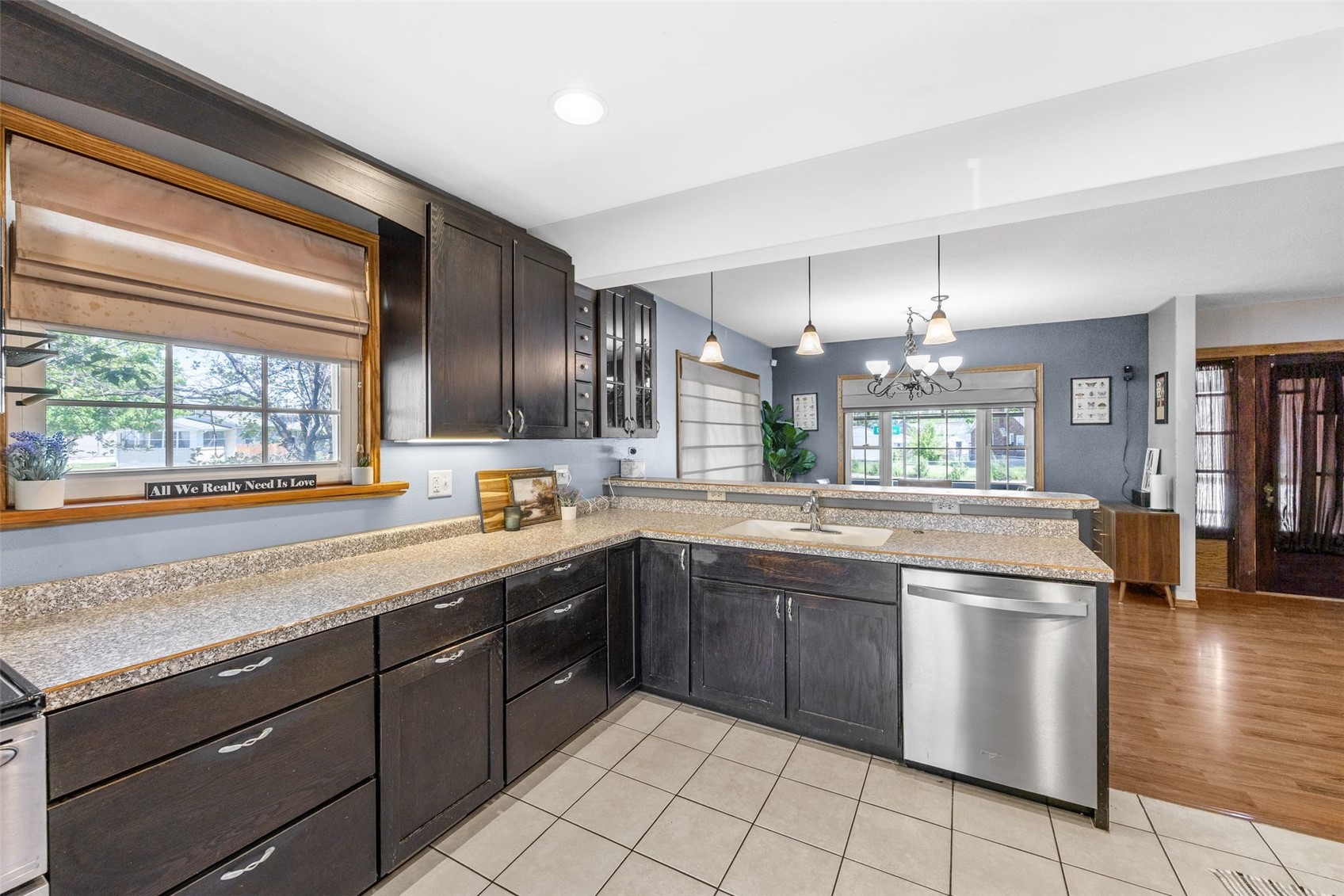 112 Bowling Street SW Cedar Rapids IA 52404